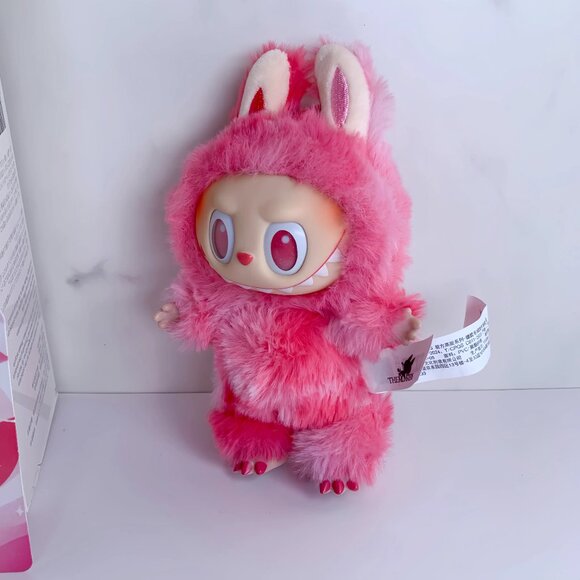 Big into Energy Labubu V3 Love - Picture 5 of 8